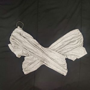 Off the shoulder Crop Top